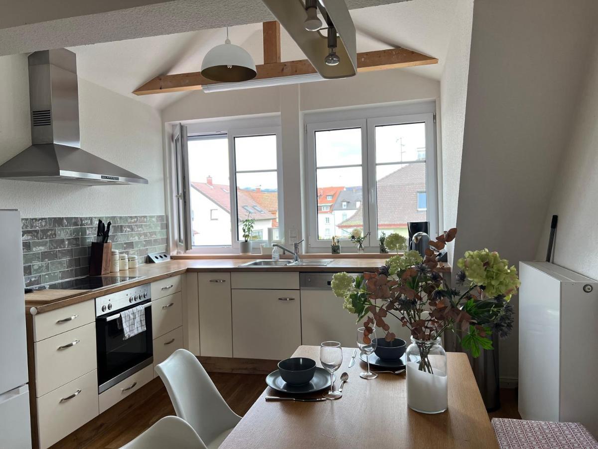 Fewo Brombach - Schoener Altbau Fuer 8 Personen เลอร์ราค ภายนอก รูปภาพ