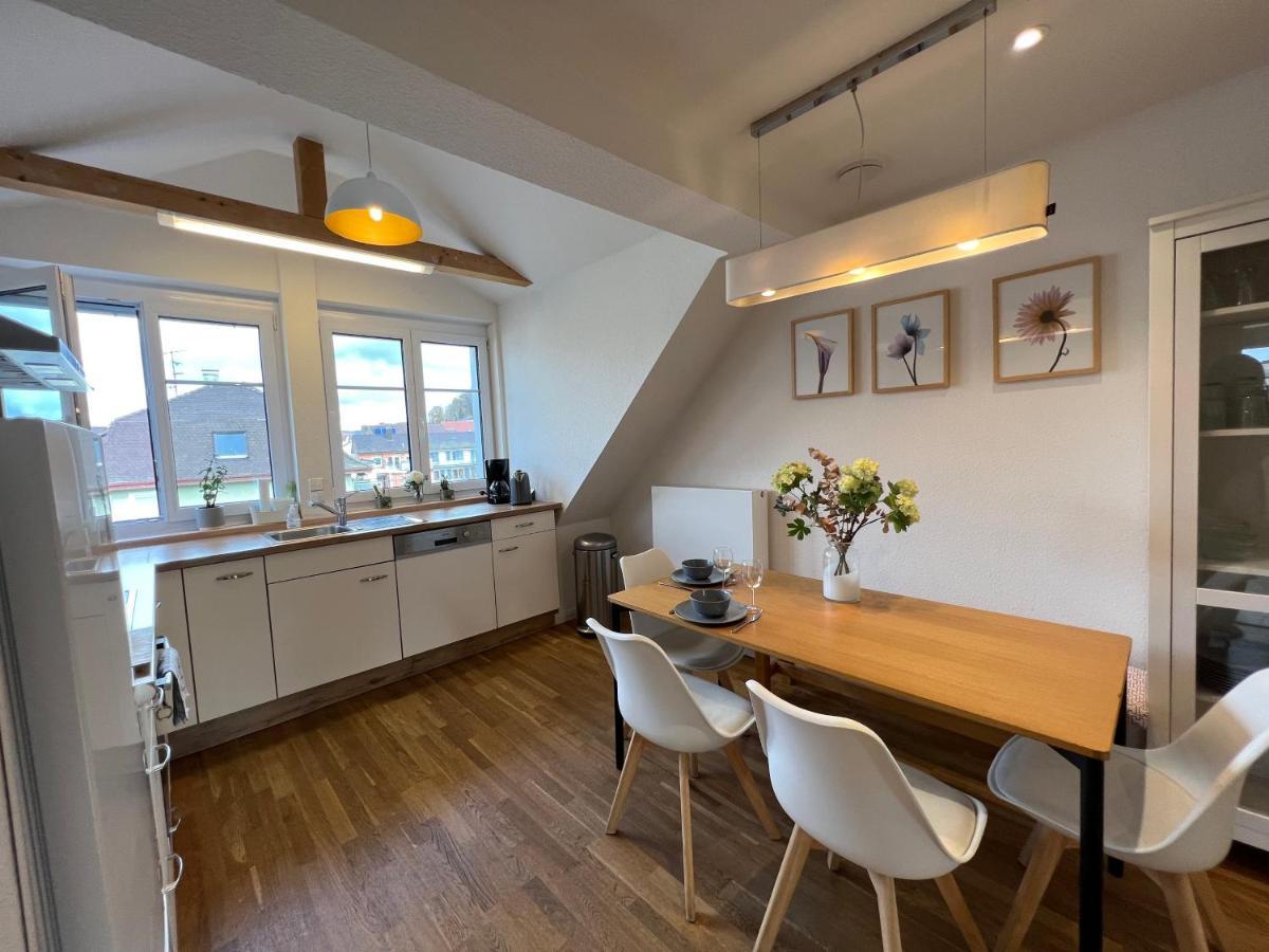 Fewo Brombach - Schoener Altbau Fuer 8 Personen เลอร์ราค ภายนอก รูปภาพ