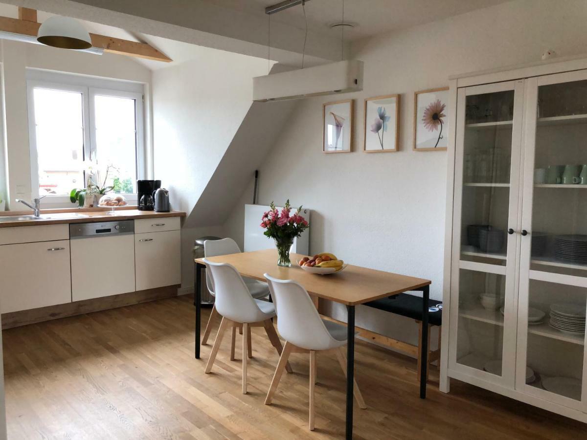 Fewo Brombach - Schoener Altbau Fuer 8 Personen เลอร์ราค ภายนอก รูปภาพ